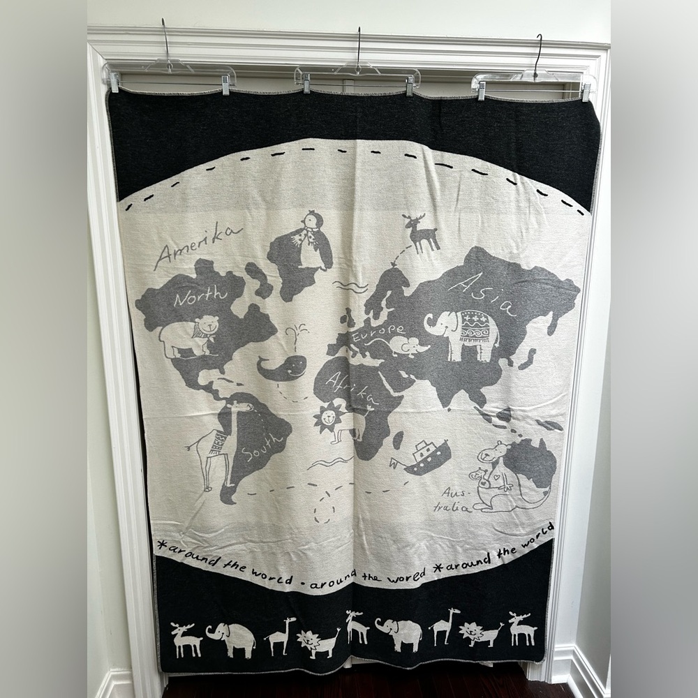 Super Cute David Fussenegger Grey Around the World Blanket/Throw